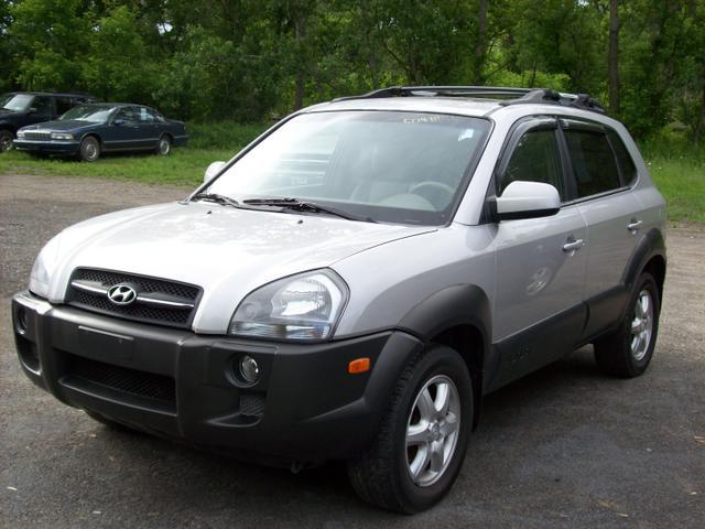2005 Hyundai Tucson SL Sedan