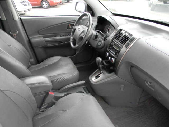 2005 Hyundai Tucson SLT Quad
