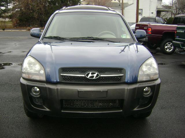 2005 Hyundai Tucson SL Sedan