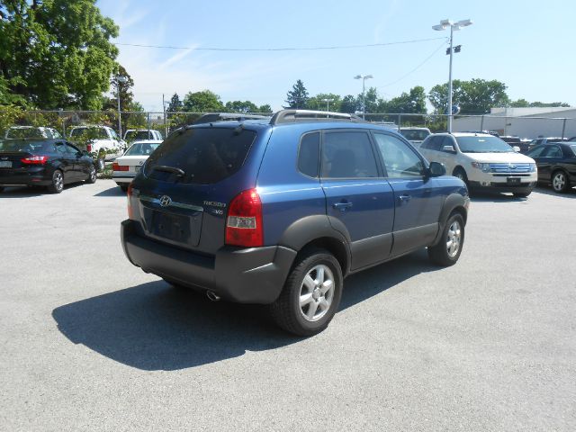 2005 Hyundai Tucson SLT Quad
