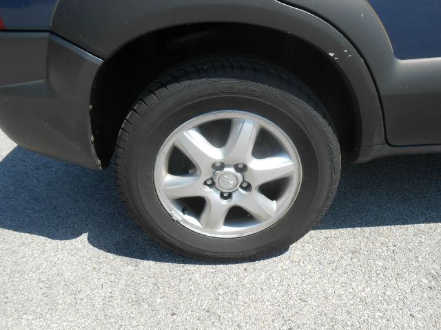 2005 Hyundai Tucson SLT Quad