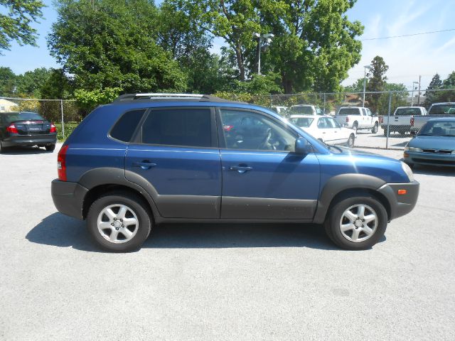 2005 Hyundai Tucson SLT Quad