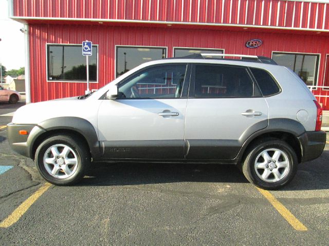 2005 Hyundai Tucson SLT Quad