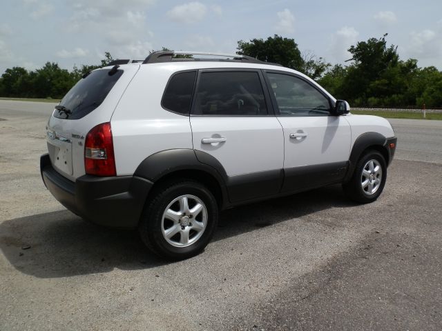 2005 Hyundai Tucson 40th Anniversary Edition