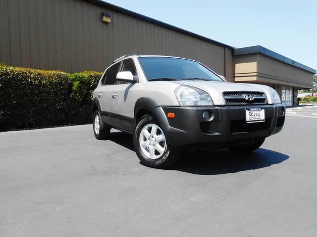2005 Hyundai Tucson FWD 4dr Sport