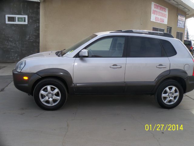 2005 Hyundai Tucson Unknown