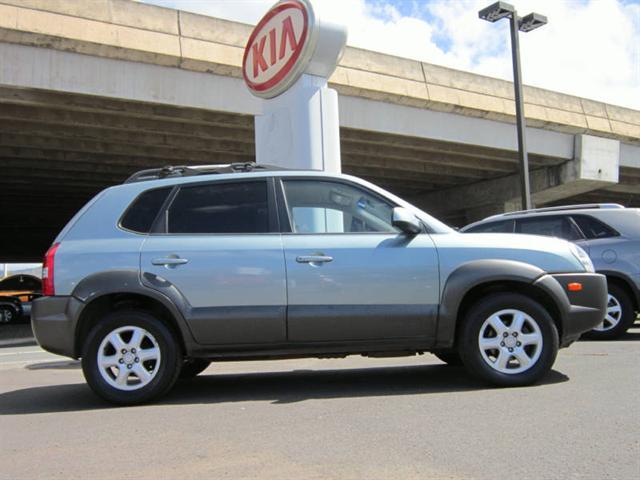 2005 Hyundai Tucson Unknown