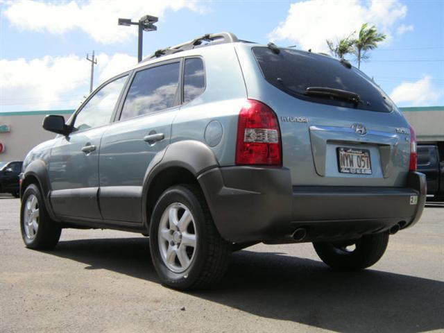2005 Hyundai Tucson Unknown