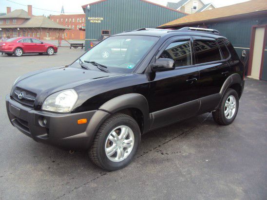 2006 Hyundai Tucson 2002 Saturn