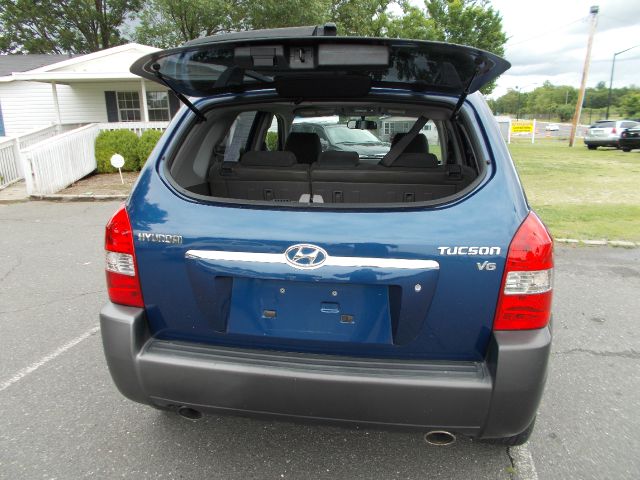 2006 Hyundai Tucson 40th Anniversary Edition