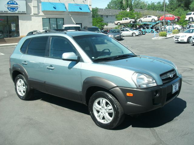 2006 Hyundai Tucson 2002 Saturn