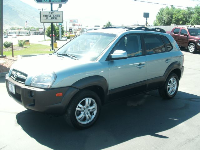 2006 Hyundai Tucson 2002 Saturn