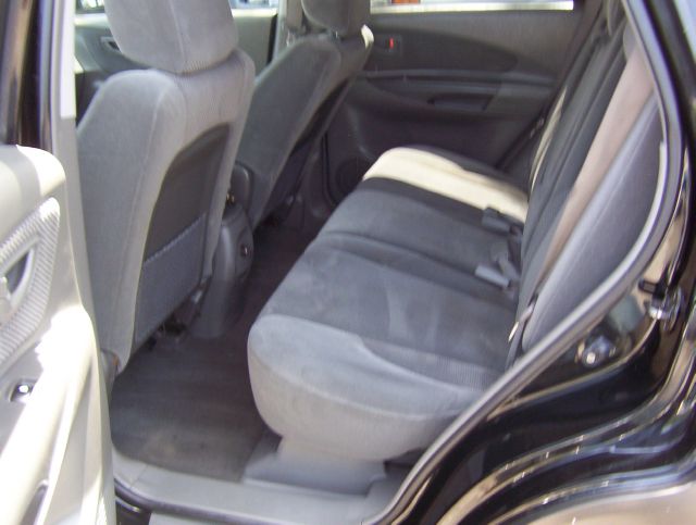 2006 Hyundai Tucson 2002 Saturn