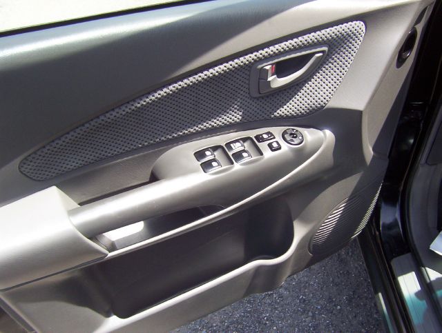 2006 Hyundai Tucson 2002 Saturn