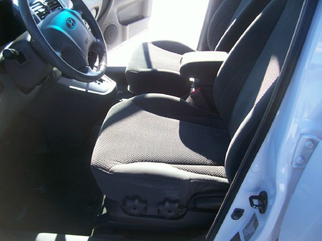 2006 Hyundai Tucson 2002 Saturn