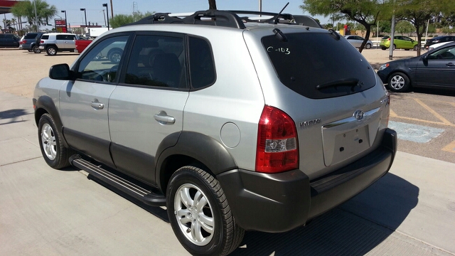 2007 Hyundai Tucson Silverado 4wd