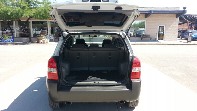 2007 Hyundai Tucson Silverado 4wd