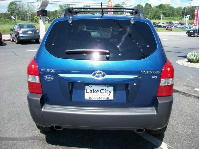 2007 Hyundai Tucson Silverado 4wd