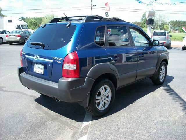 2007 Hyundai Tucson Silverado 4wd