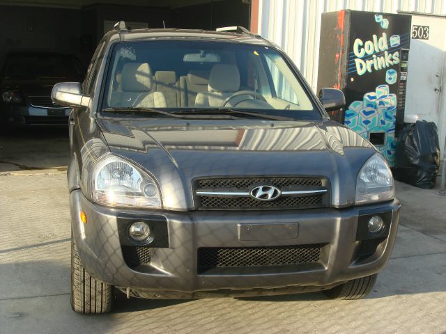 2007 Hyundai Tucson Silverado 4wd