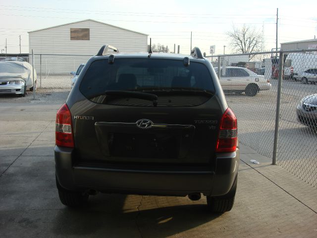 2007 Hyundai Tucson Silverado 4wd