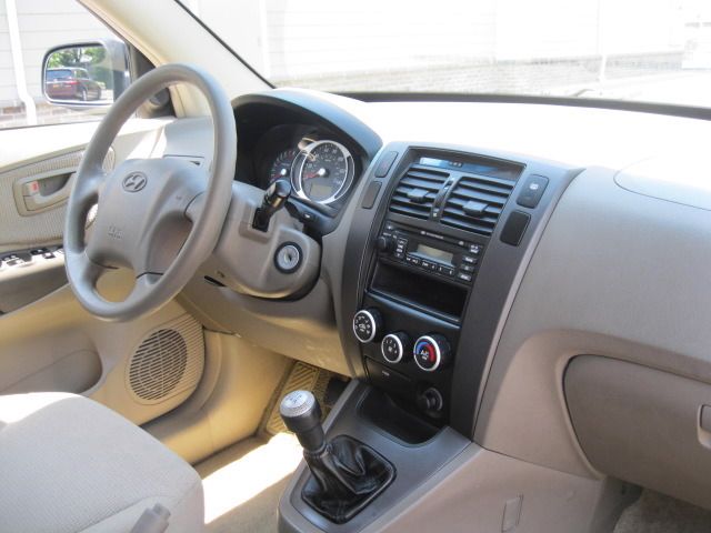 2007 Hyundai Tucson SC2 Manual