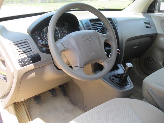 2007 Hyundai Tucson SC2 Manual