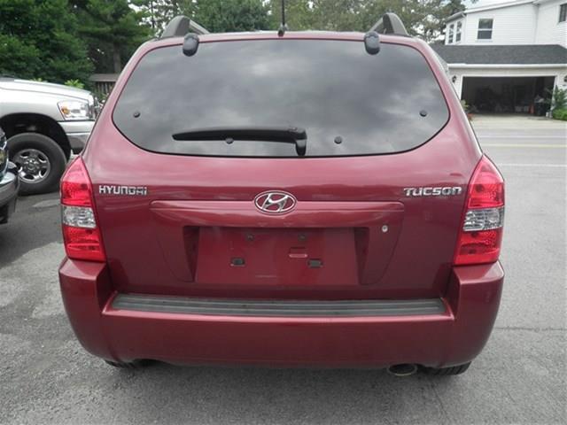 2007 Hyundai Tucson FWD 4dr Sport