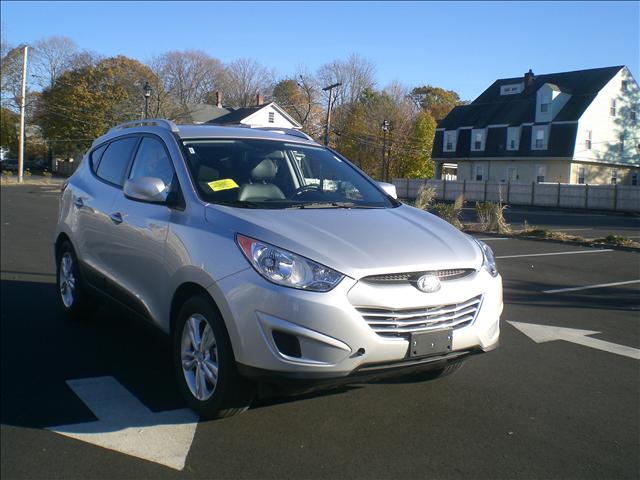 2011 Hyundai Tucson FWD 4dr Sport