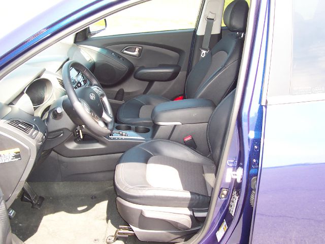 2012 Hyundai Tucson Slt 1-owner 4x4 X-cab