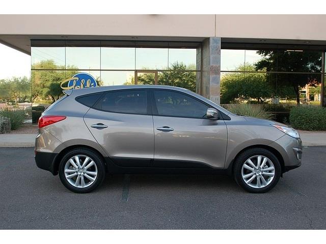 2012 Hyundai Tucson SLT 25