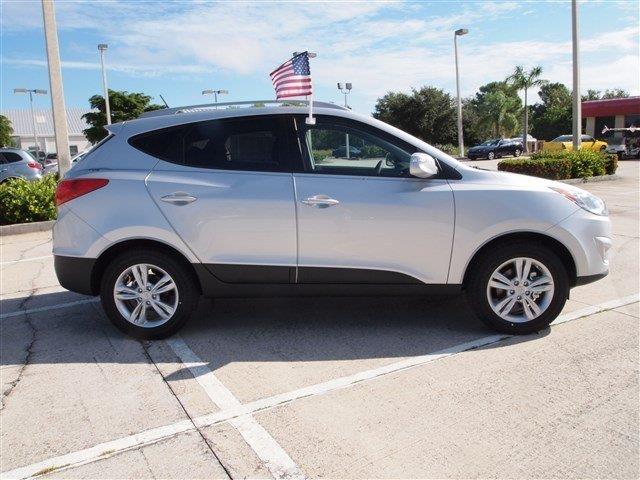 2013 Hyundai Tucson FWD 4dr Sport
