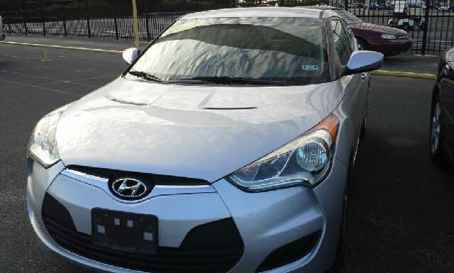 2012 Hyundai Veloster Base