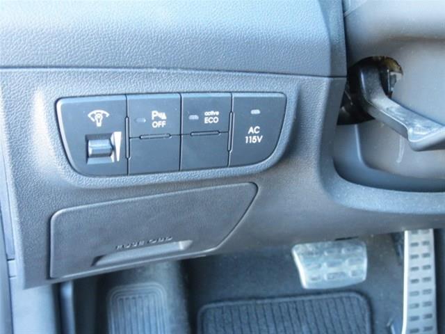 2012 Hyundai Veloster Sport V6 COLD AIR