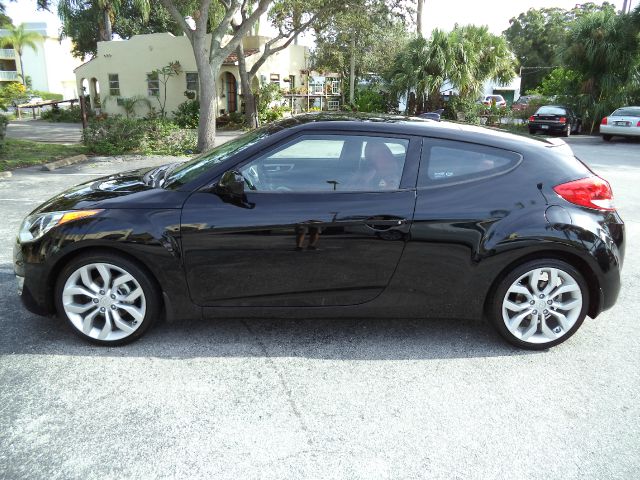 2012 Hyundai Veloster Base