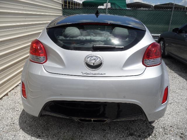 2012 Hyundai Veloster Base