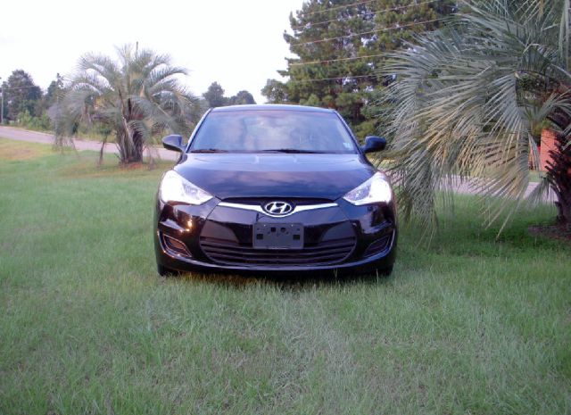 2013 Hyundai Veloster Base