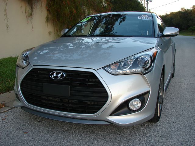 2013 Hyundai Veloster Series 4