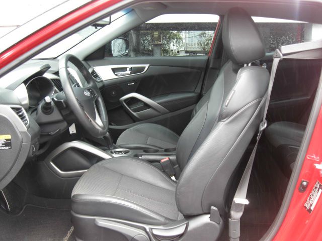 2013 Hyundai Veloster Base
