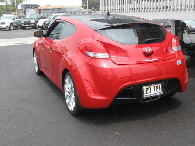 2013 Hyundai Veloster Base