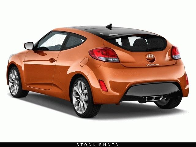 2013 Hyundai Veloster 2-door Sport