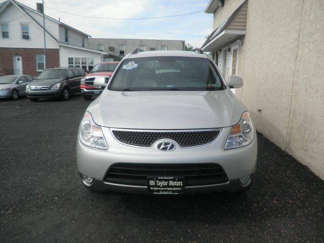2010 Hyundai Veracruz FWD 4dr Sport