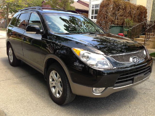 2010 Hyundai Veracruz FWD 4dr Sport