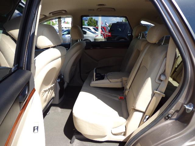 2011 Hyundai Veracruz Crewcab SLE 4X4