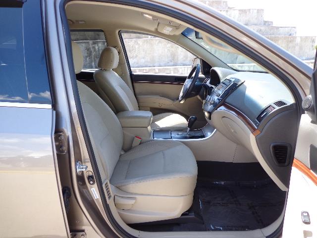 2011 Hyundai Veracruz Crewcab SLE 4X4