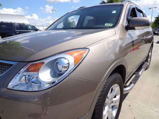 2011 Hyundai Veracruz Crewcab SLE 4X4