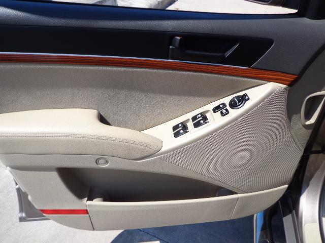 2011 Hyundai Veracruz Crewcab SLE 4X4