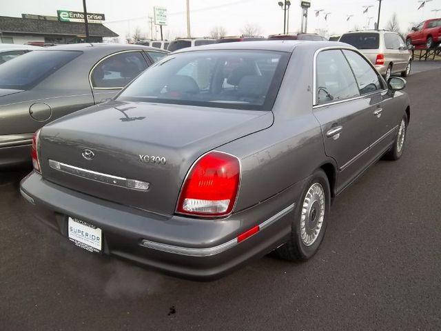 2001 Hyundai XG300 3.5tl W/tech Pkg