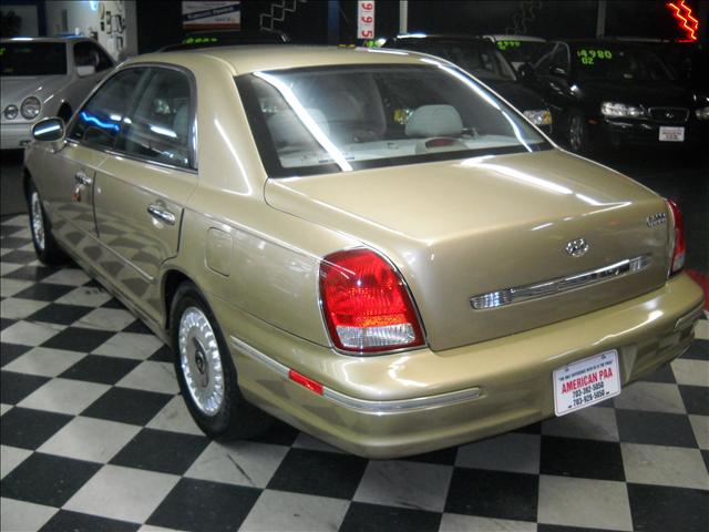 2001 Hyundai XG300 ESi