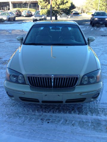 2001 Hyundai XG300 Base